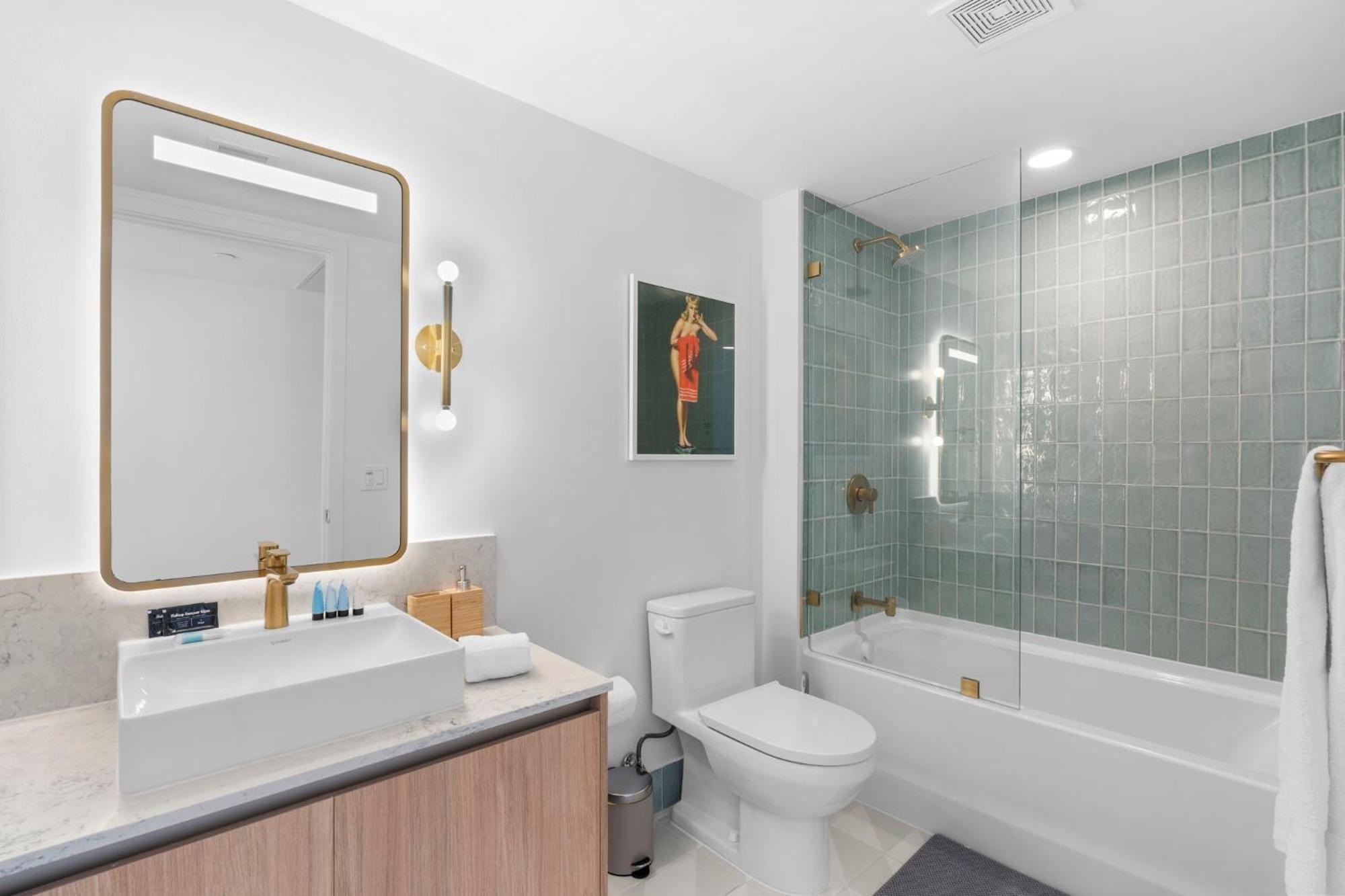 Exclusive W 3br And Stunning Sea Views! *