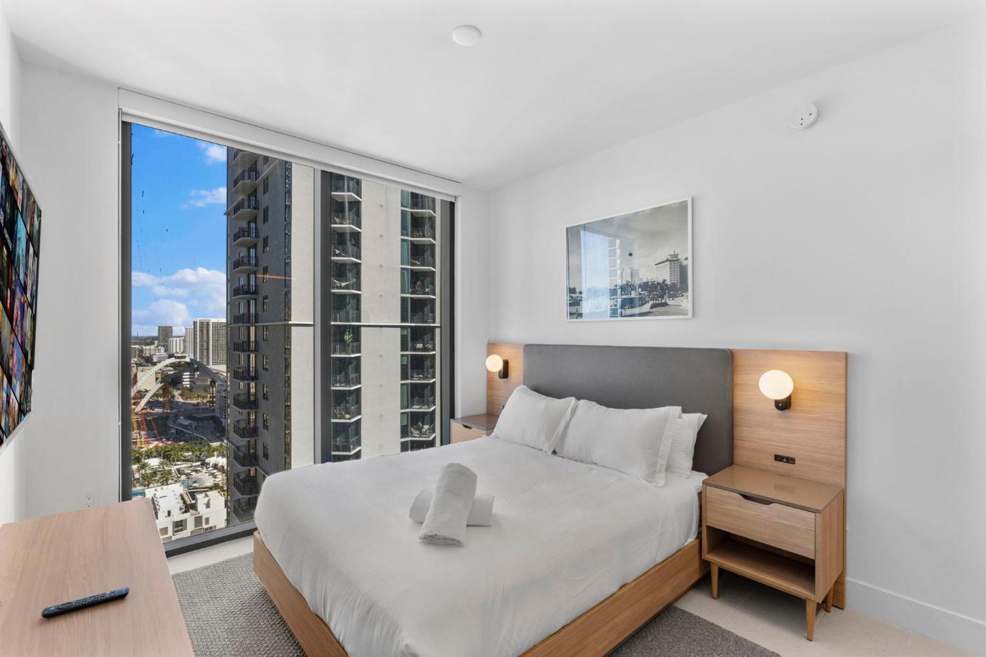 Exclusive W 3br And Stunning Sea Views! *