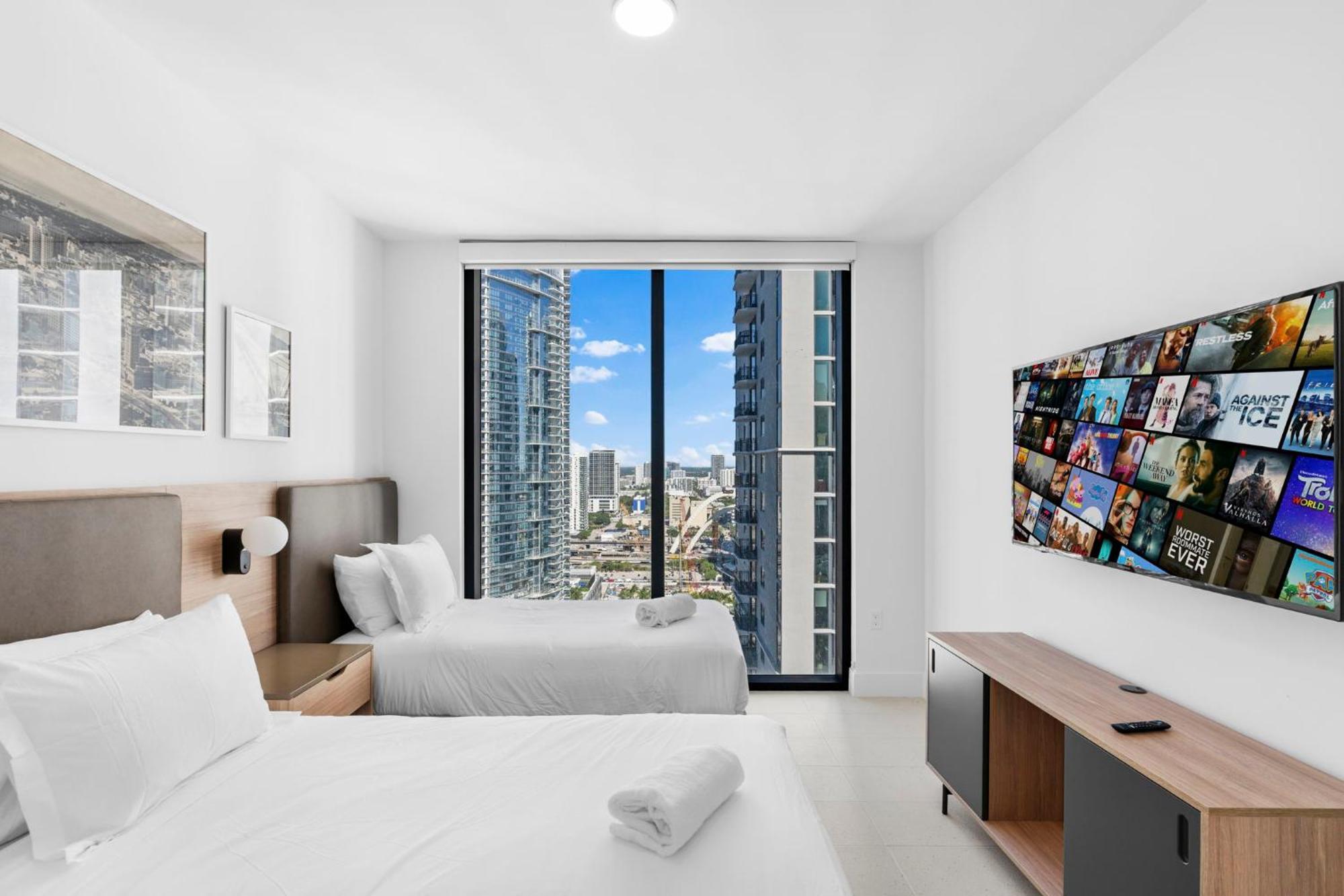 Exclusive W 3br And Stunning Sea Views! *
