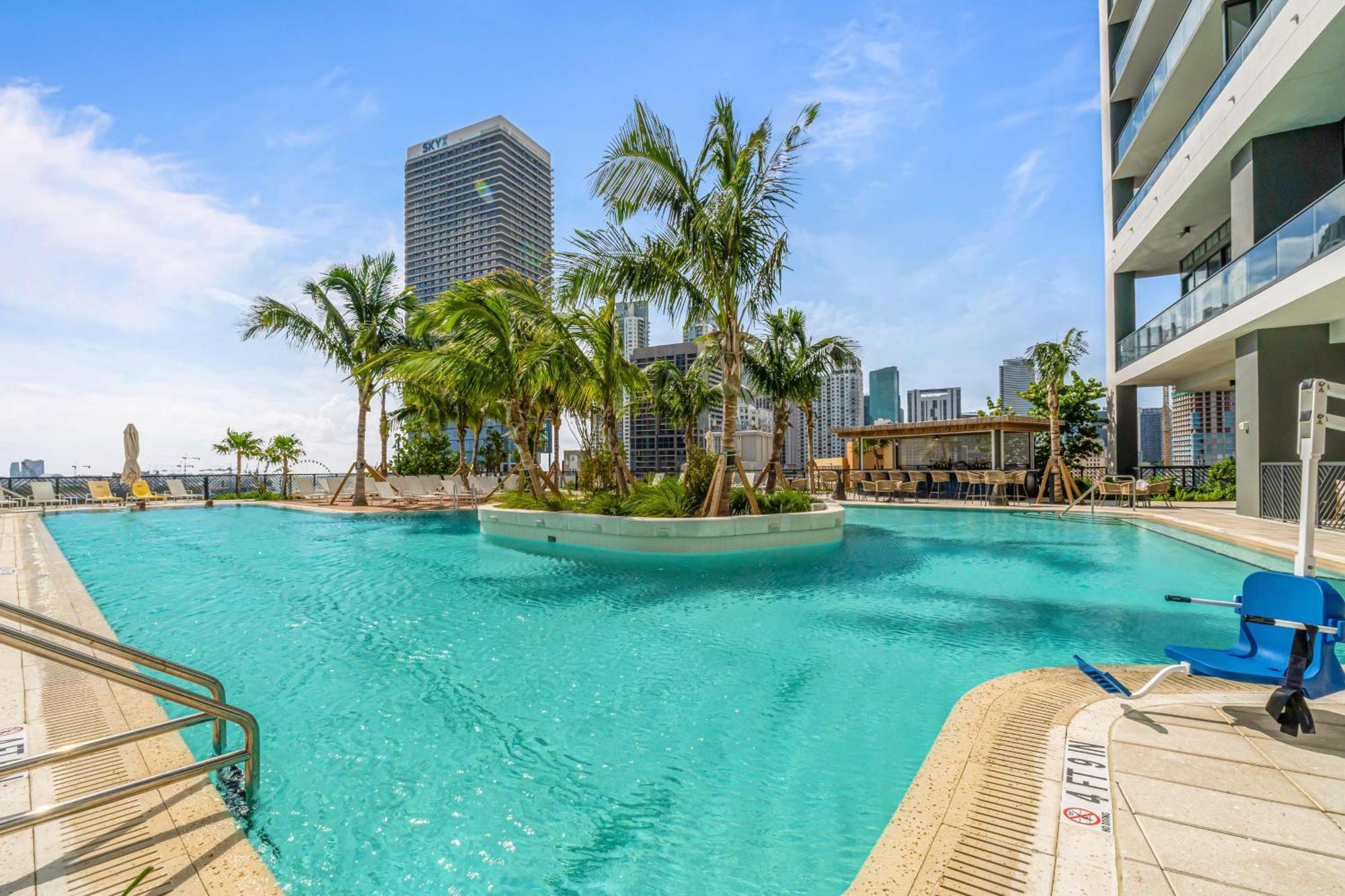 Exclusive W 3br And Stunning Sea Views! Apartment