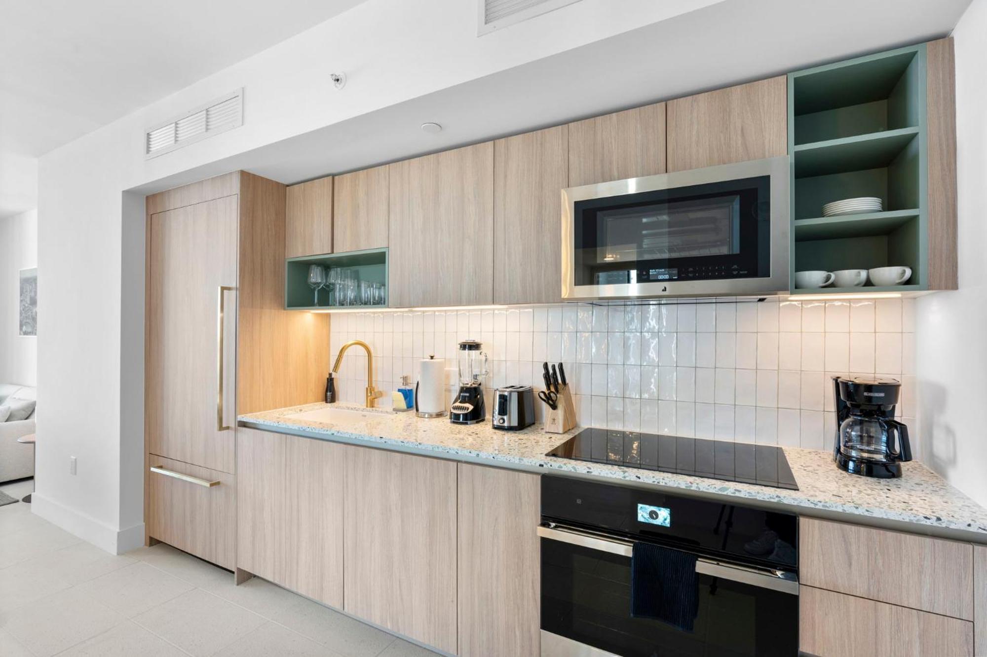 Exclusive W 3br And Stunning Sea Views! Apartment
