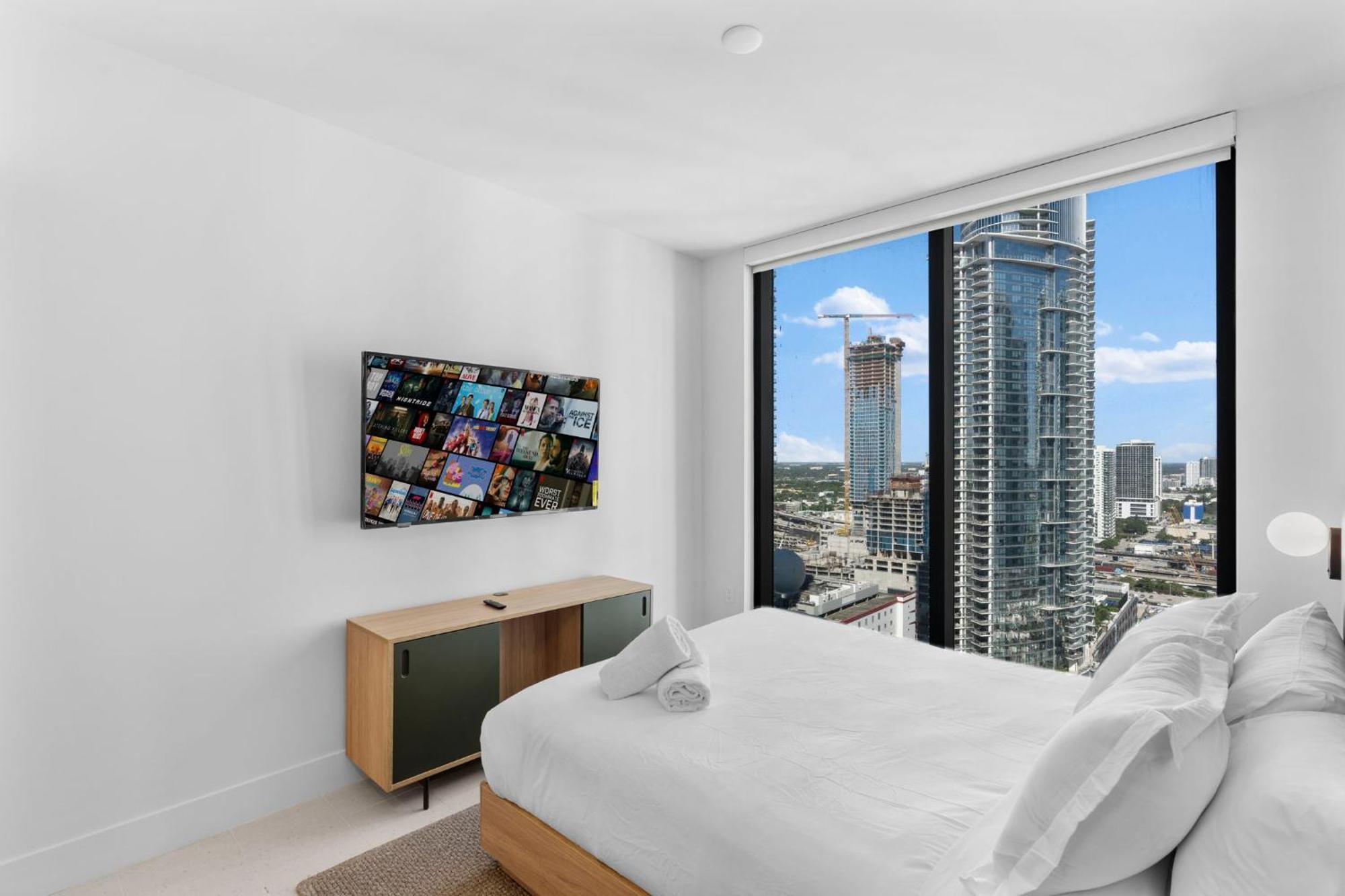 Exclusive W 3br And Stunning Sea Views! * Miami