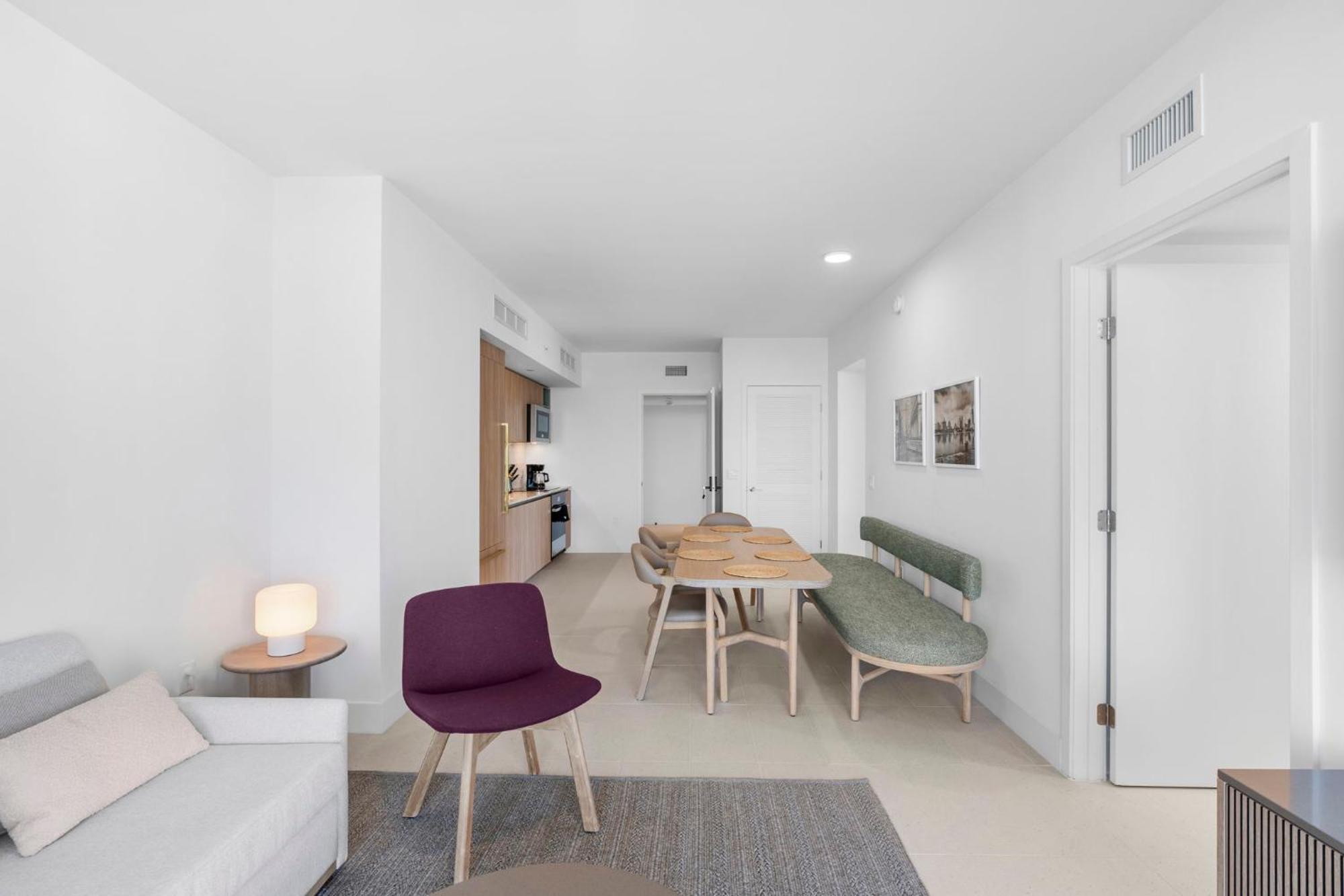 Apartment Exclusive W 3br And Stunning Sea Views! *