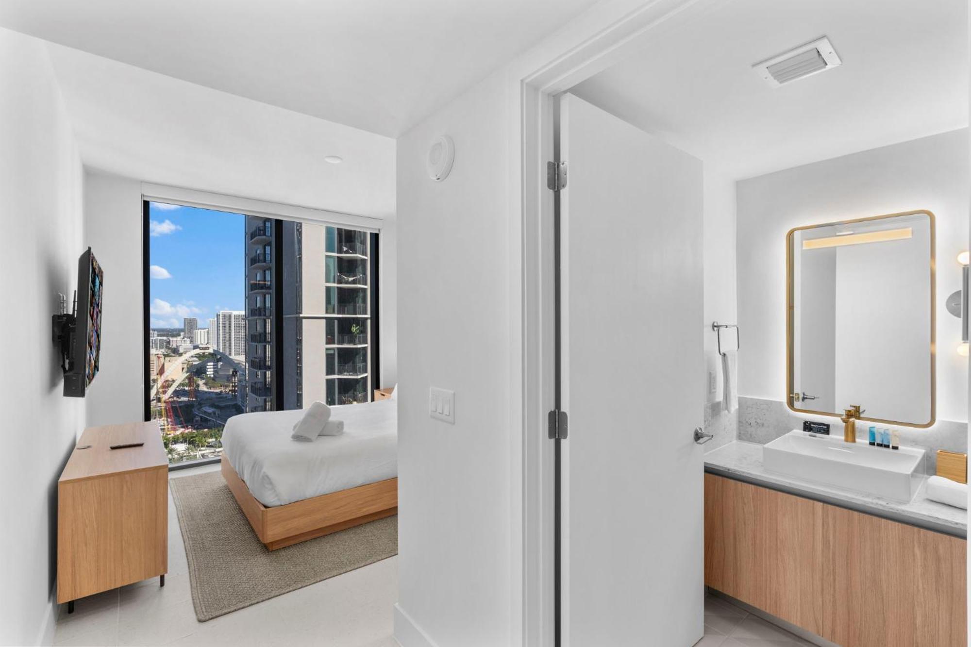 Exclusive W 3br And Stunning Sea Views! *