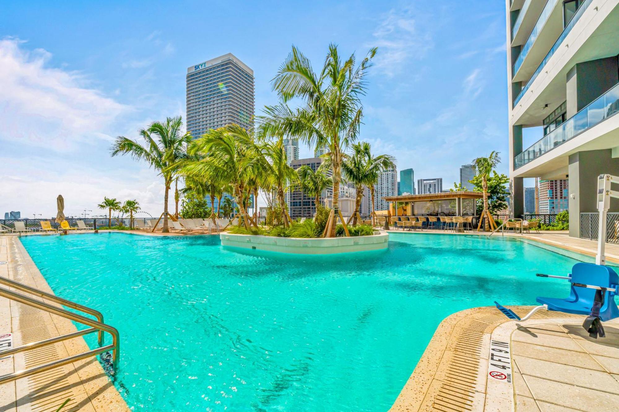 Exclusive W 3br And Stunning Sea Views! Miami